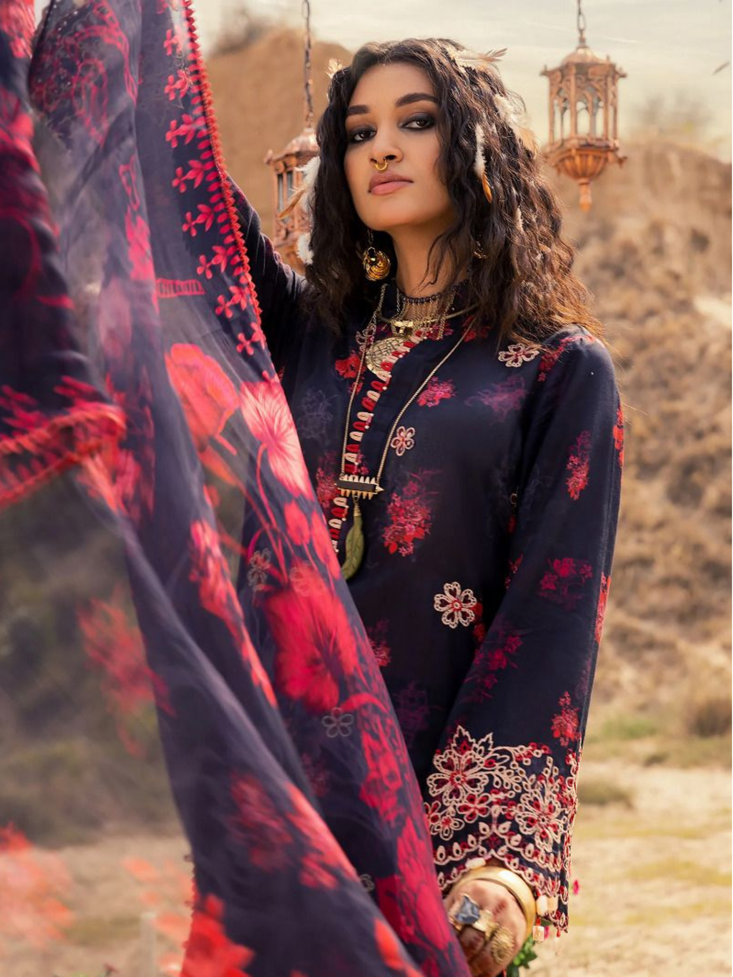 Sana Black Salwar Kameez