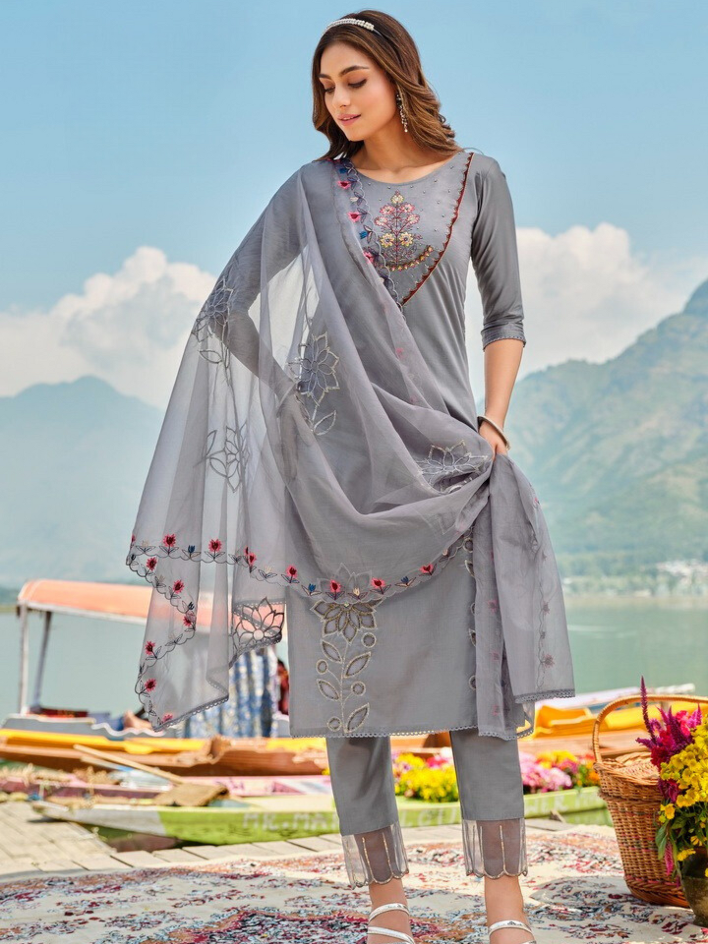 Nayla Ash Chanderi Salwar Kameez