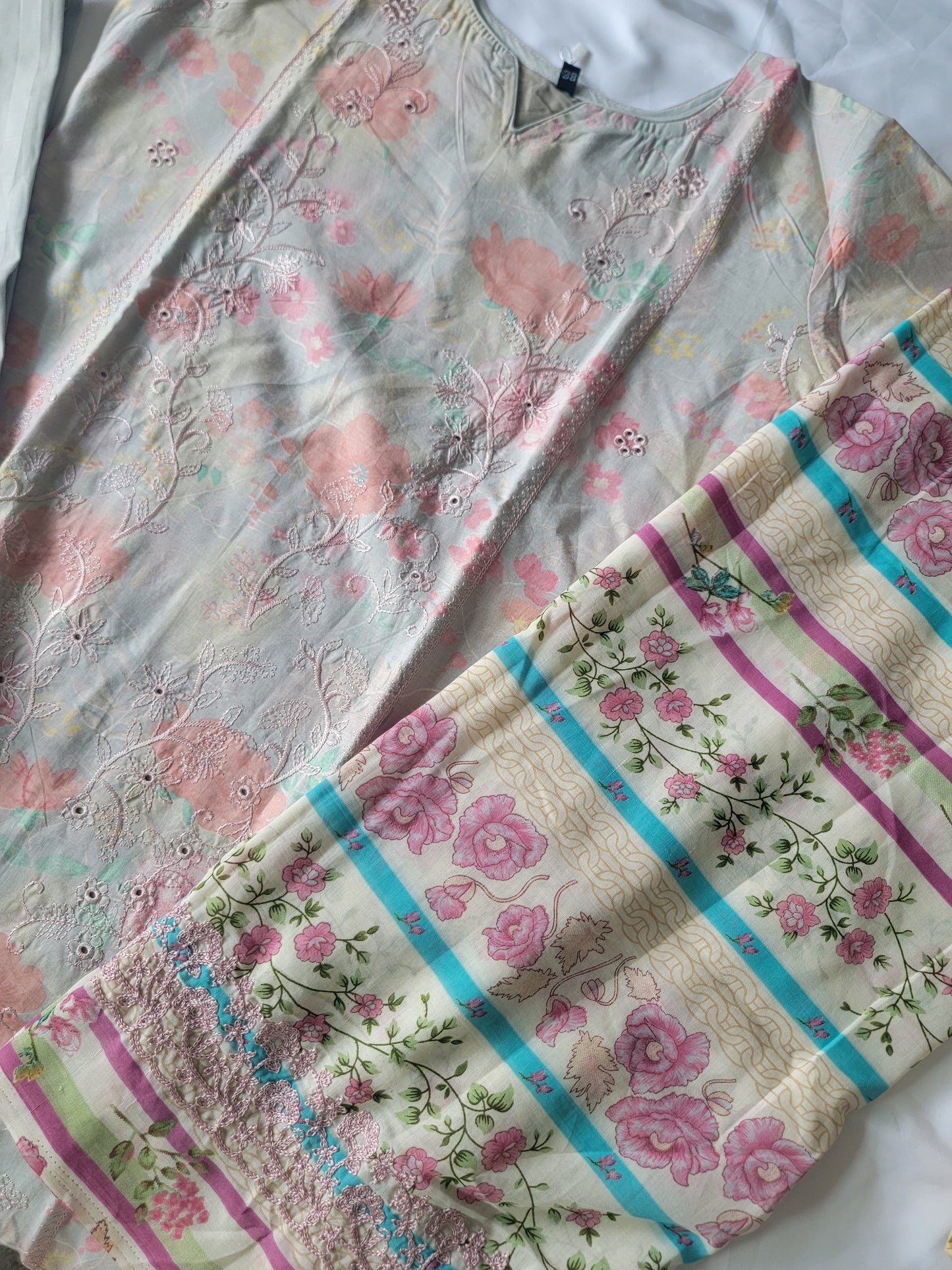 Gray Cotton Print & Embroidered Salwar Kameez